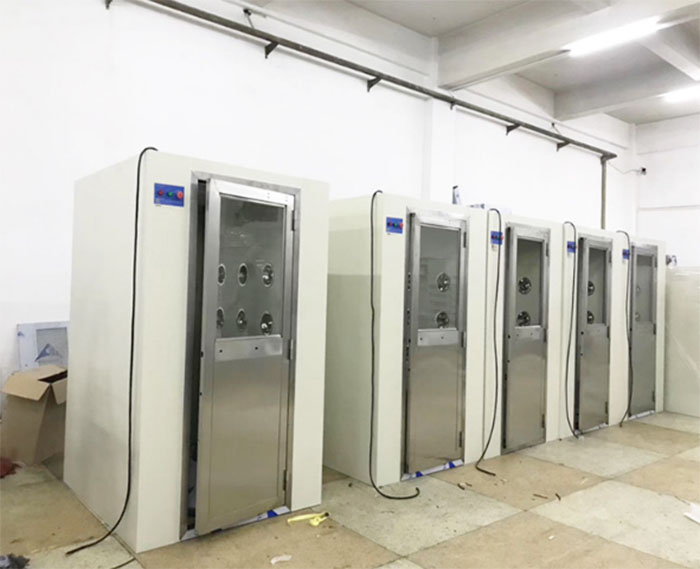 風(fēng)淋室尺寸：1200風(fēng)淋室，1300風(fēng)淋室，1400風(fēng)淋室，1590風(fēng)淋室。