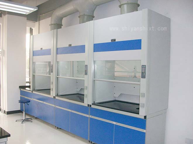 鋼木通風(fēng)柜又叫鋼木式通風(fēng)柜，鋼木通風(fēng)廚