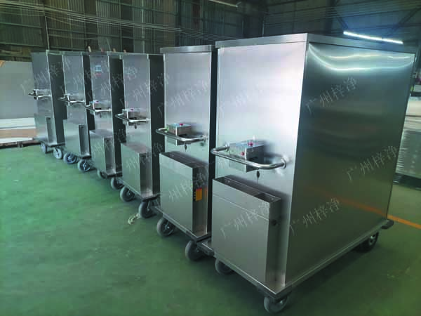 一次性物品電動(dòng)轉(zhuǎn)運(yùn)車采用304拉絲不銹鋼板面板厚度：≥1.2mm,表面作拉絲亞光處理。