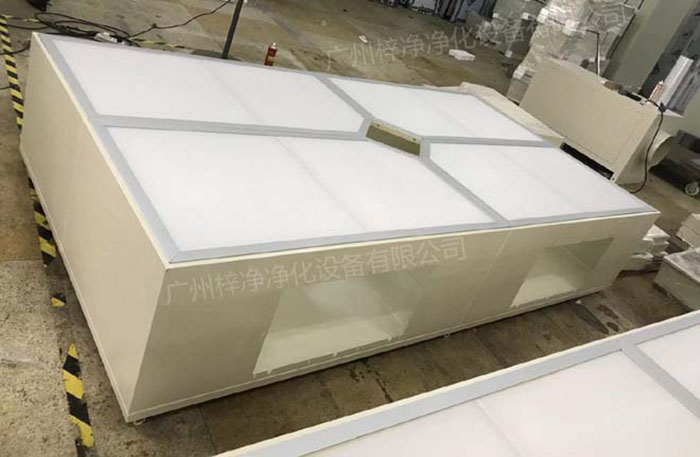 層流送風(fēng)天花分為I、II、III級手術(shù)室用