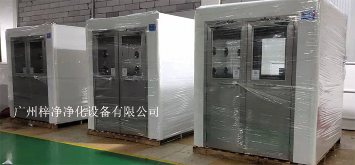 風(fēng)淋室風(fēng)淋屏作為一種高效潔凈處理設(shè)備 風(fēng)淋室風(fēng)淋屏作為一種高效潔凈處理設(shè)備