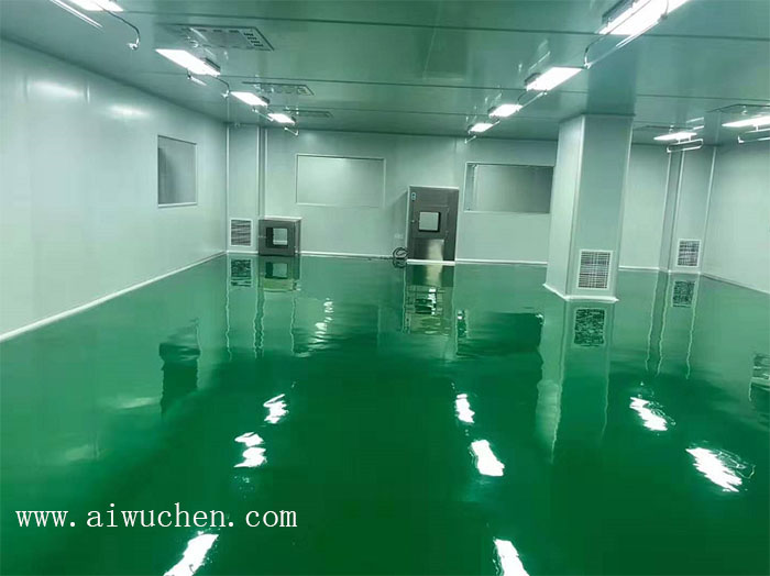 傳遞窗在安裝前，應(yīng)檢查無(wú)塵車間安裝現(xiàn)場(chǎng)是否符合安裝要求，包括地面平整度、墻面垂直度等。