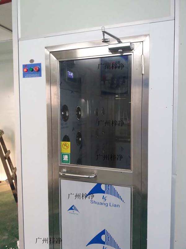 風(fēng)淋室與緩沖間、氣閘室有什么區(qū)別?